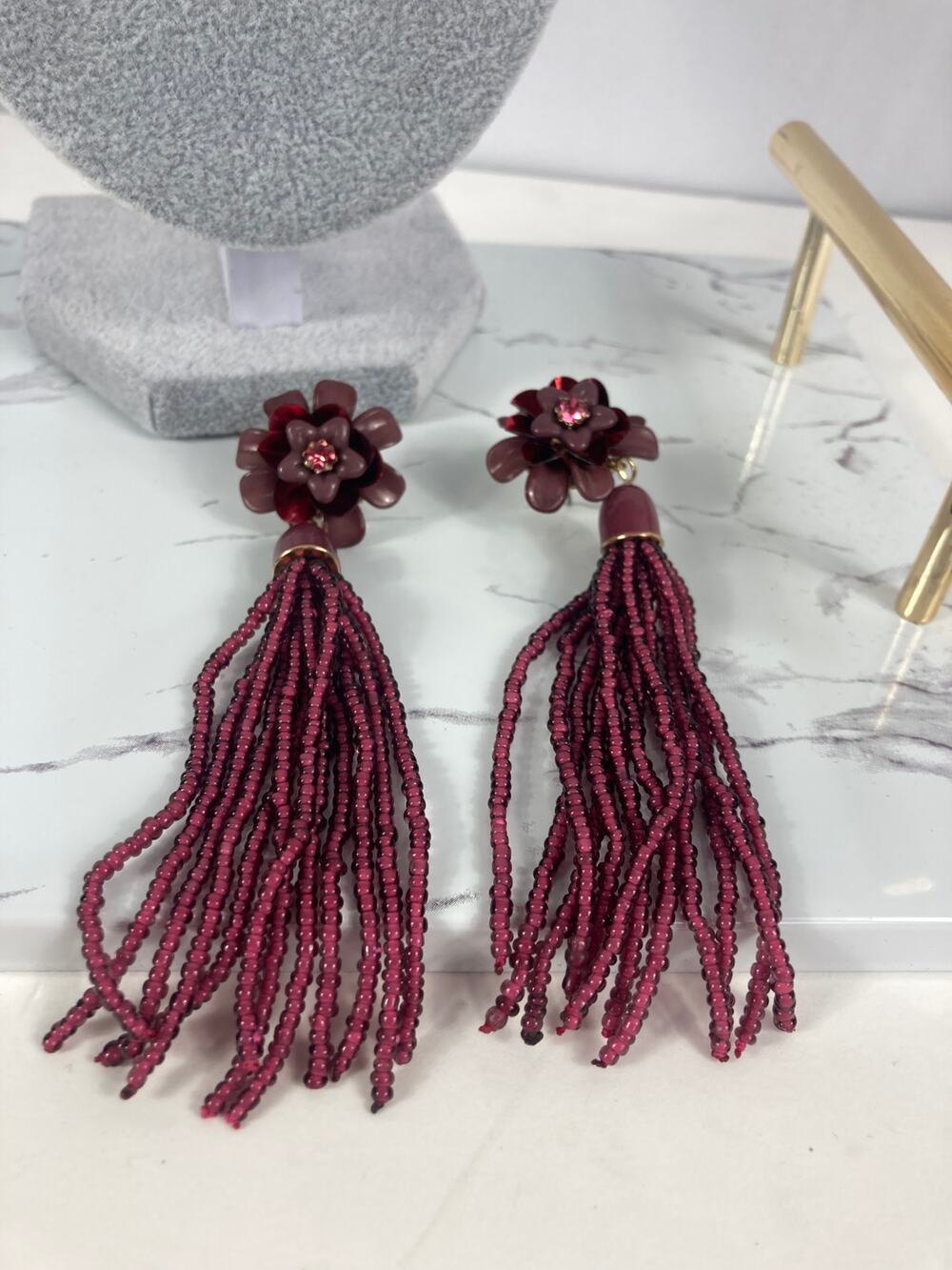 NWOT Boutique Flower Long Earring
